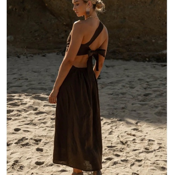 *NWT* BOHME Suzie One-Shoulder Midi Dress in Brown - Picture 4 of 8